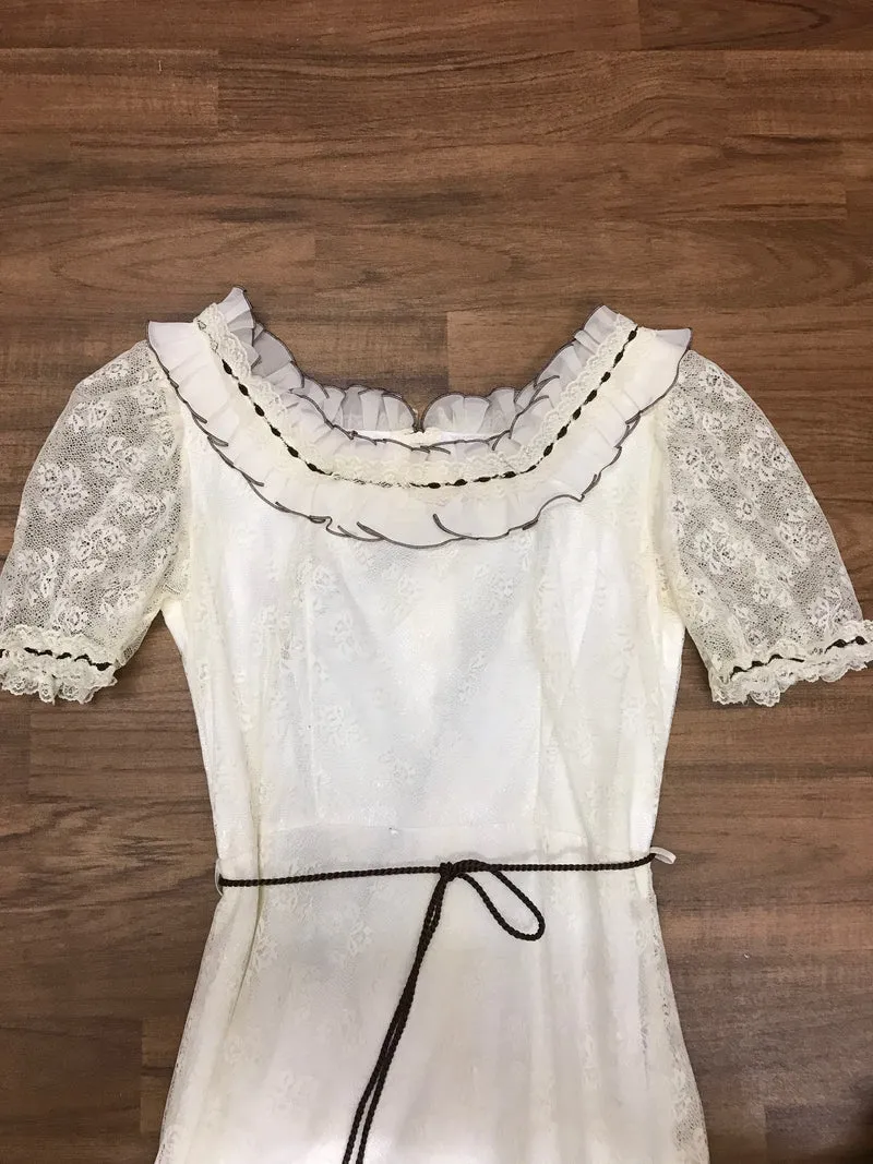 Vintage 70er Jahre Maxikleid Spitze creme Gr. 36