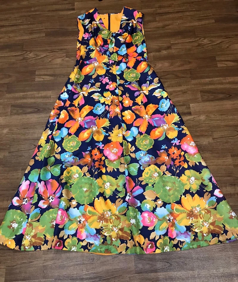 70s Vintage Maxikleid – Größe 40