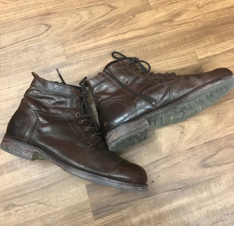 Vintage-Schuhe Herrenstiefel Mustang – Gr. 44