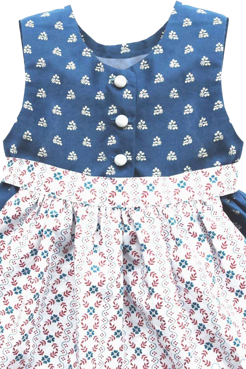 Baby-Dirndl mit Schürze