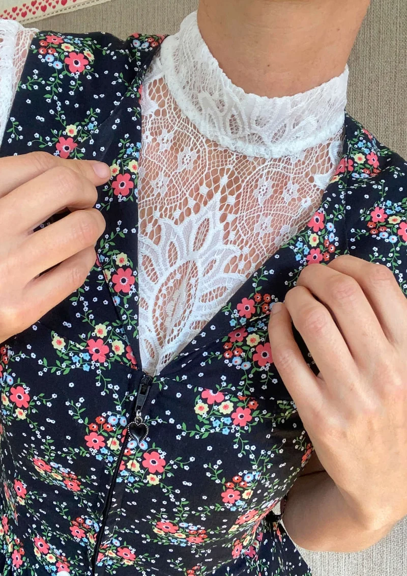 Dirndlbluse „Orni“