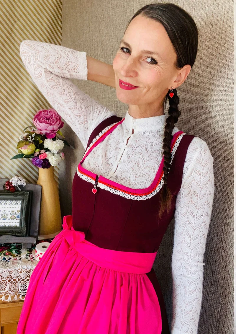 Dirndlbluse "Jasmin"