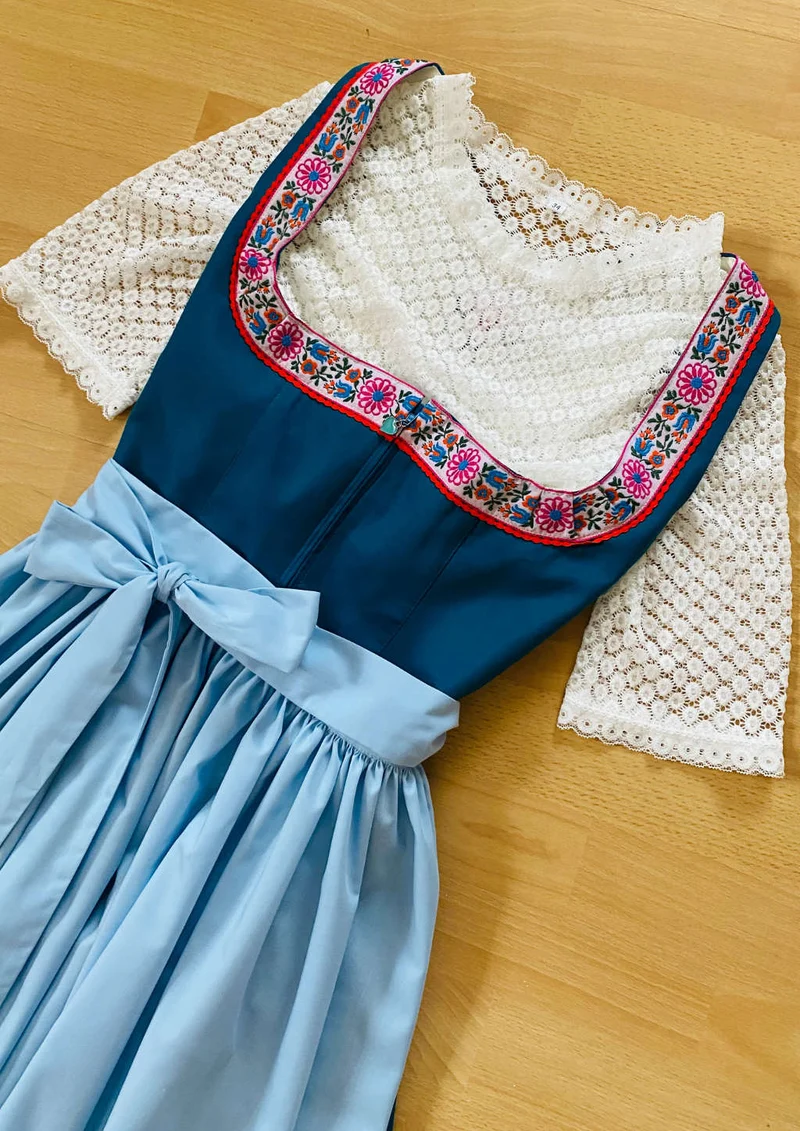 Retro Dirndl "Pettirol"