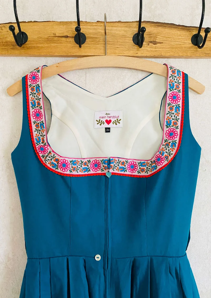 Retro Dirndl "Pettirol"