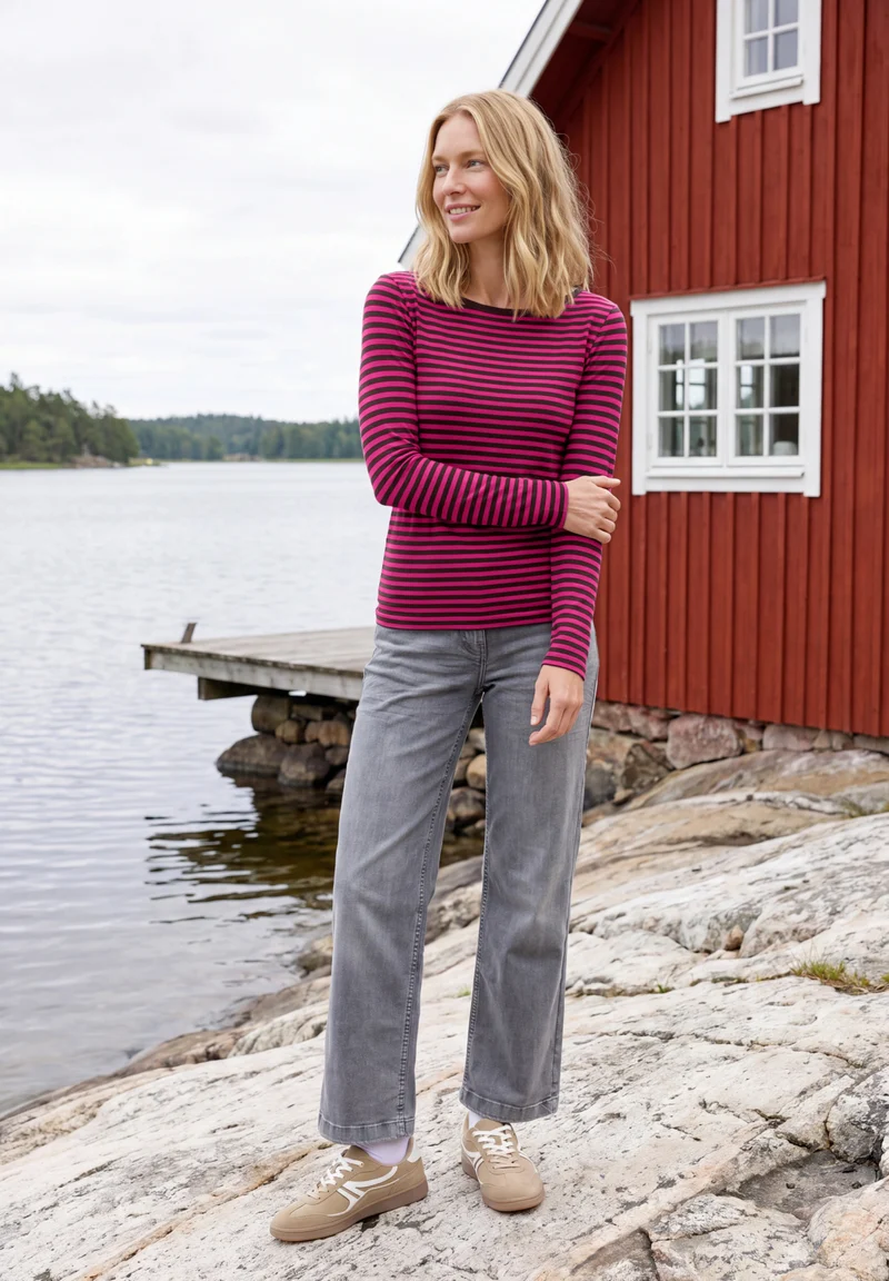 Langarmshirt mit Boat Neck und Streifen
