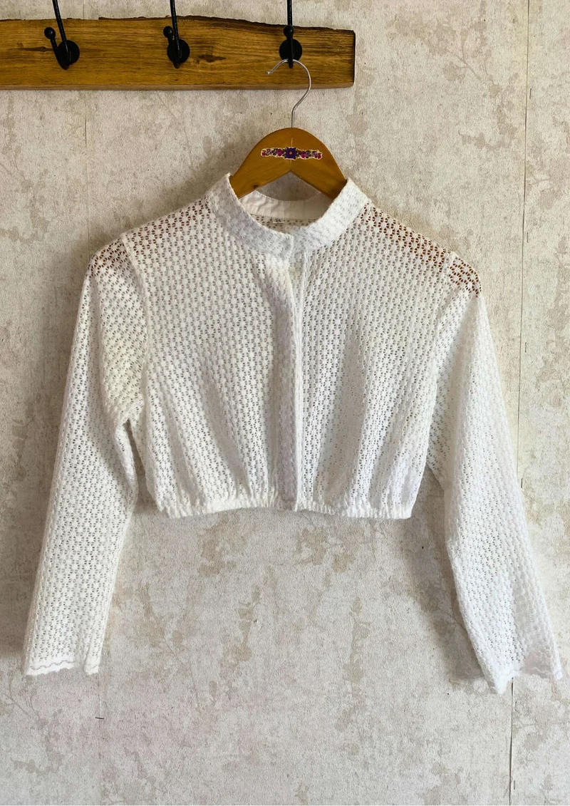 Dirndlbluse "schlicht"