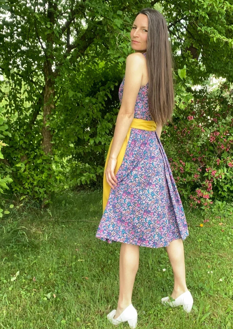 Dirndl "Malediven" Blumen