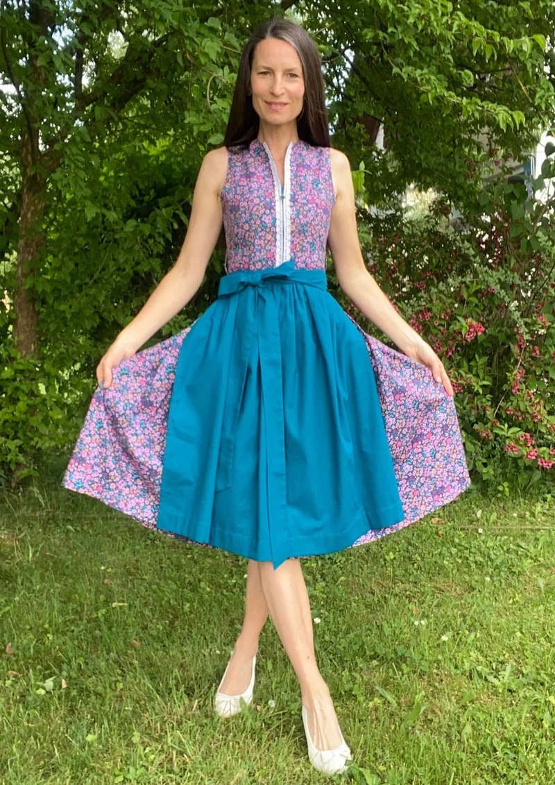 Dirndl "Malediven" Blumen