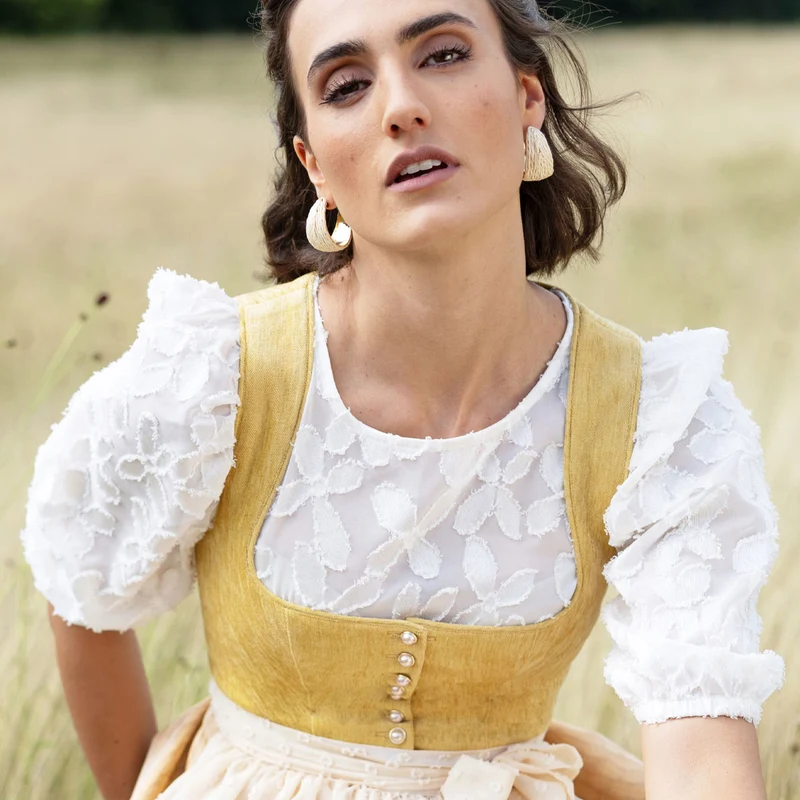 MarJo Dirndlbluse Karlstein Off White Dreiviertelarm Puffarm