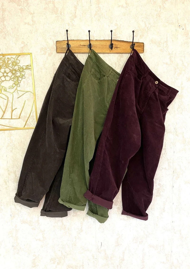 Outfit Kordhose khaki