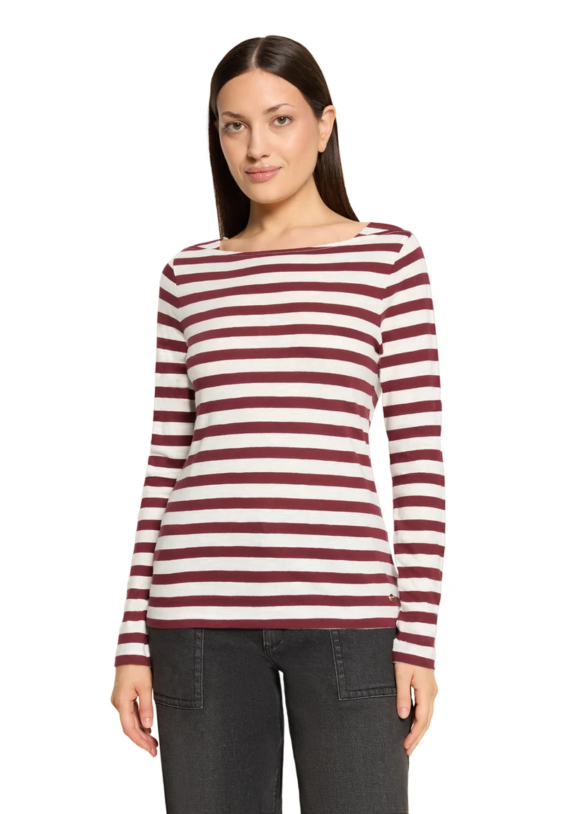 Ringelshirt mit U-Boot-Ausschnitt