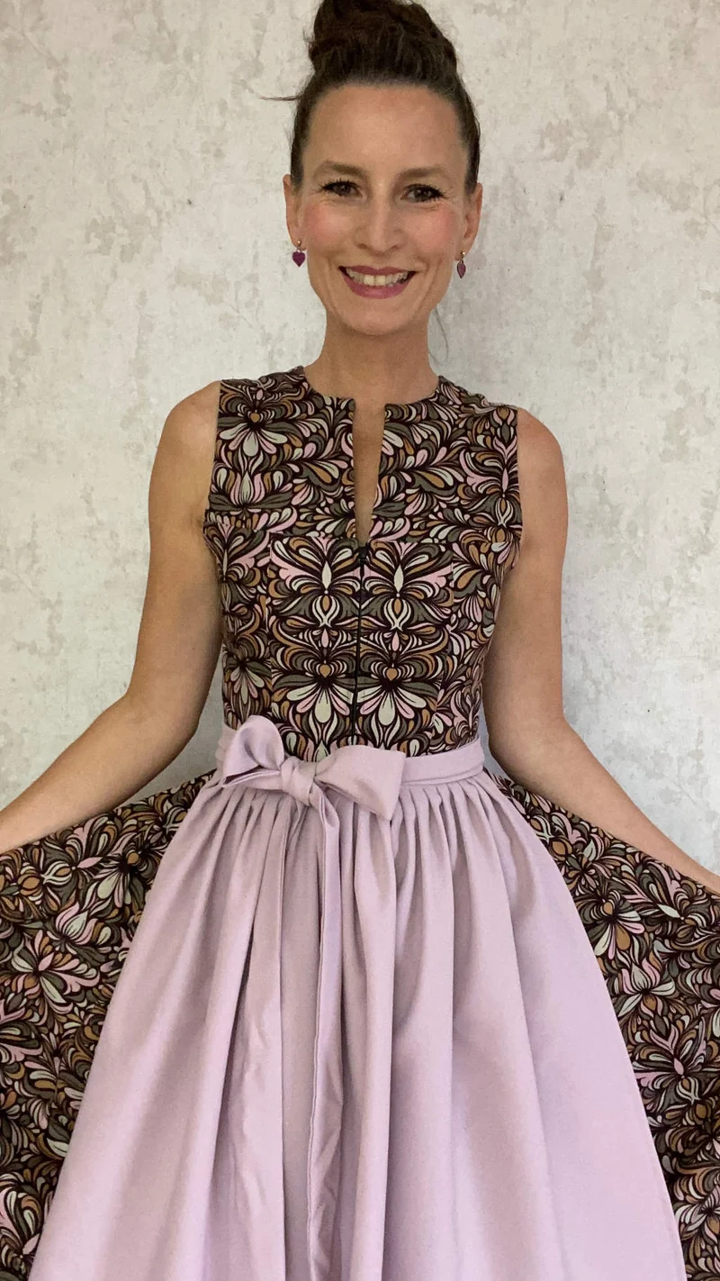 Dirndl "boho" Style rosa