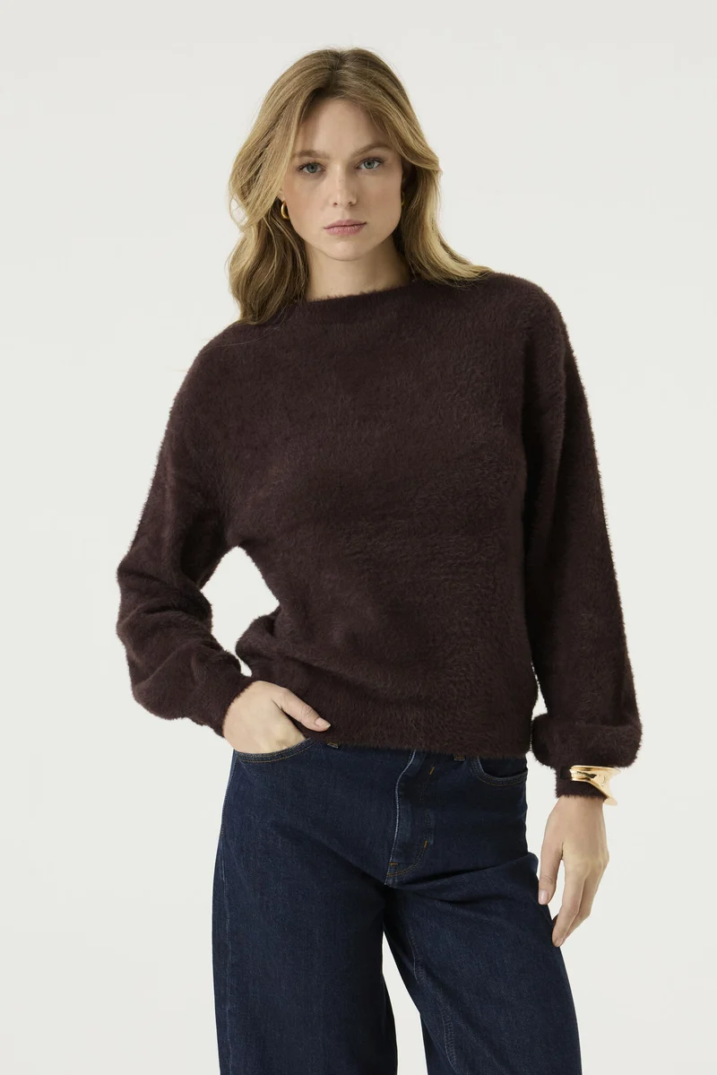 Pullover mit U-Boot-Ausschnitt