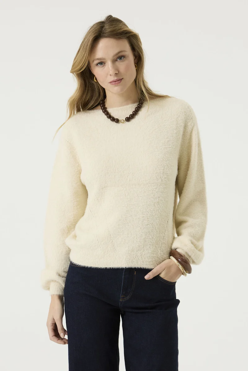 Pullover mit U-Boot-Ausschnitt