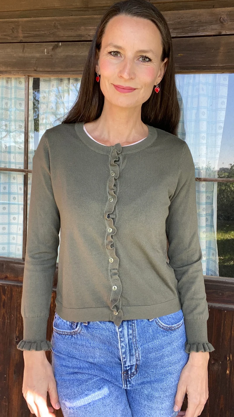 Strickjacke oliv