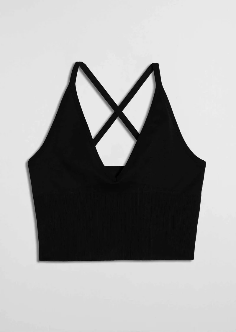 Shape Seamless Cross Back Bralette in Schwarz