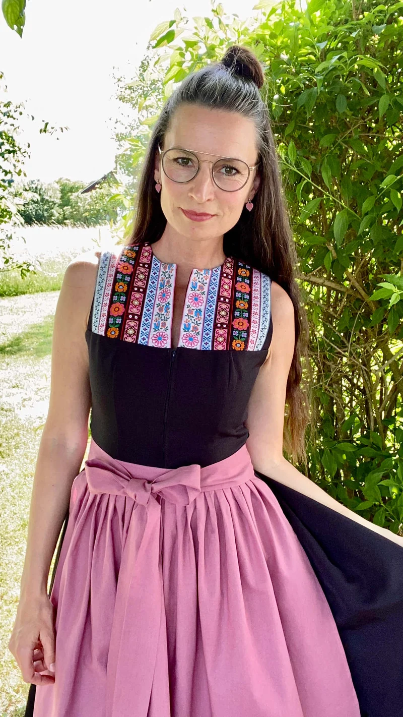 Dirndl "IZA"