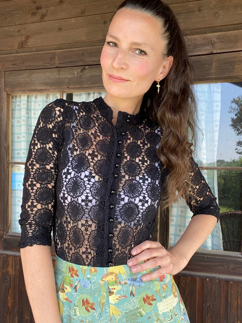 eleganter Dirndl-Body schwarz
