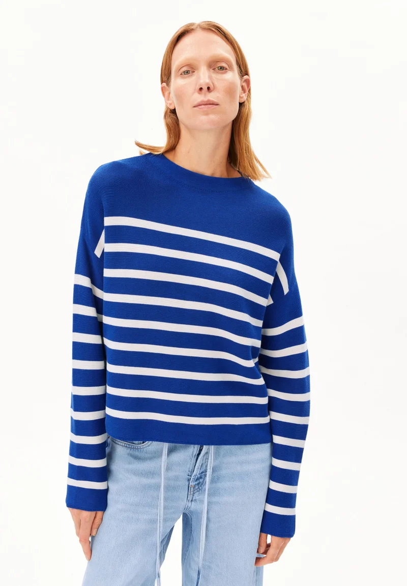 Gestreifter Strickpullover