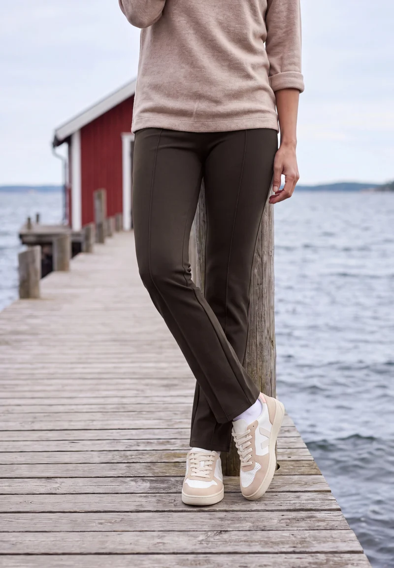 TORONTO HW Bootcut Hose im Slim Fit