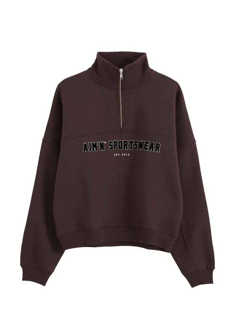 Varsity Sweat Half Zip in Chocolate