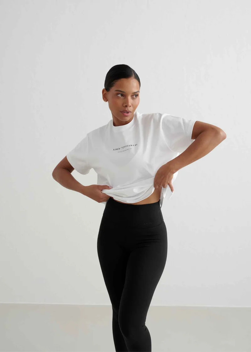 Serif Boyfriend T-shirt