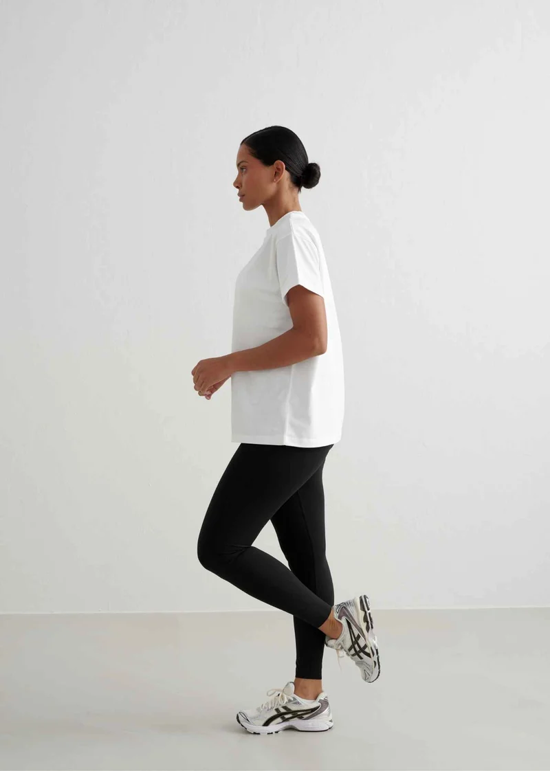Serif Boyfriend T-shirt