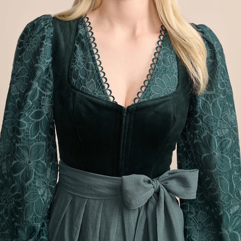 Krüger Dirndl Valera Tannengrün Herz-Ausschnitt 70cm