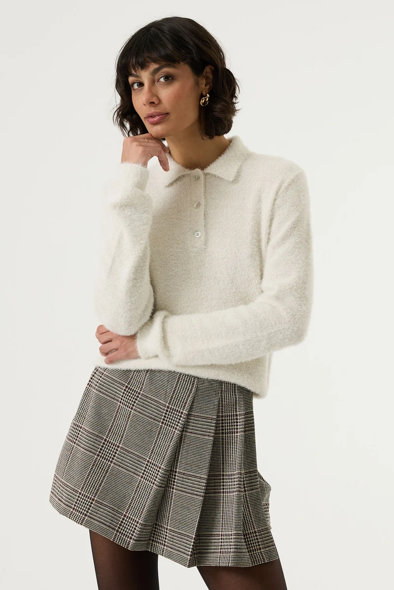 Fluffiges Strick-Poloshirt