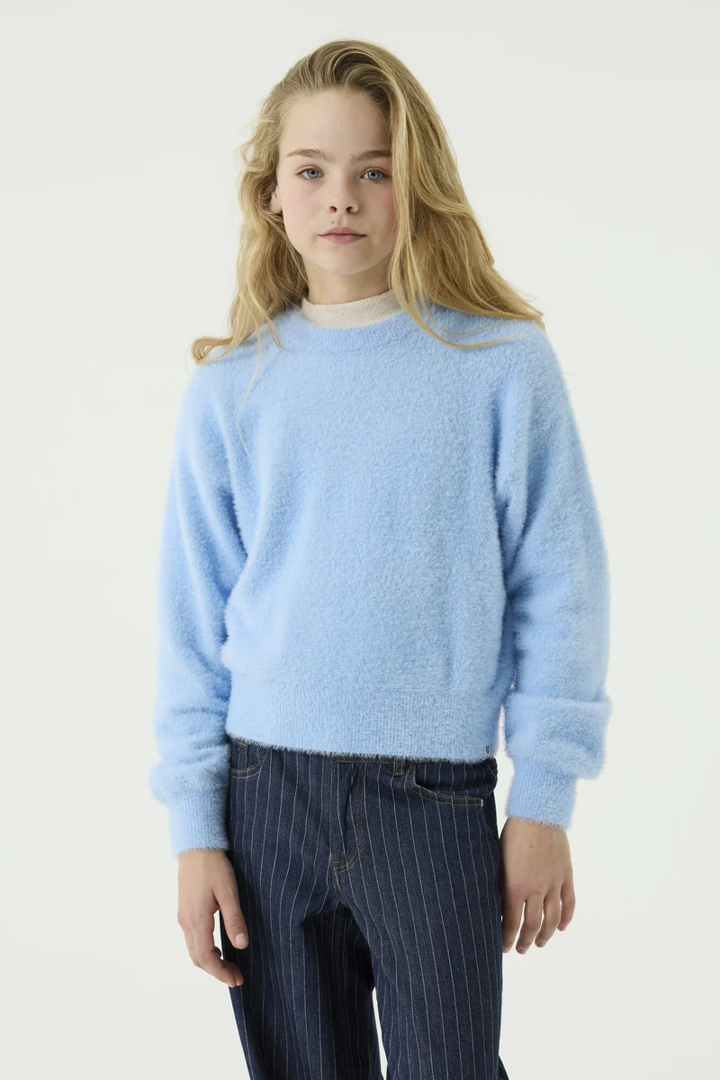 Flauschiger Pullover mit rundem Ausschnitt