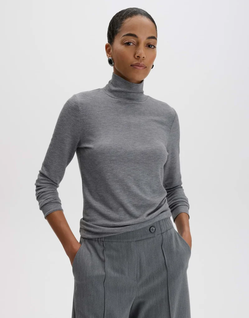 KIROSIE SOFT Slim Rollkragenshirt
