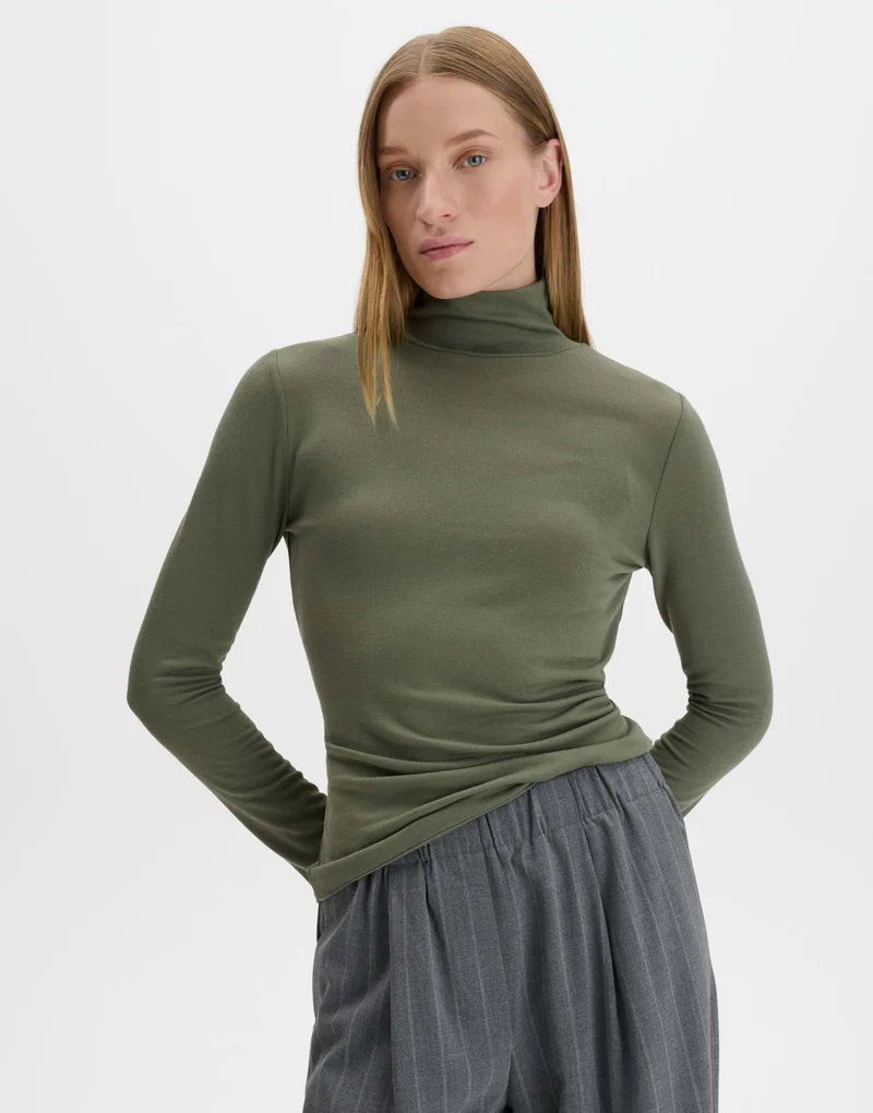 KIROSIE SOFT Slim Rollkragenshirt