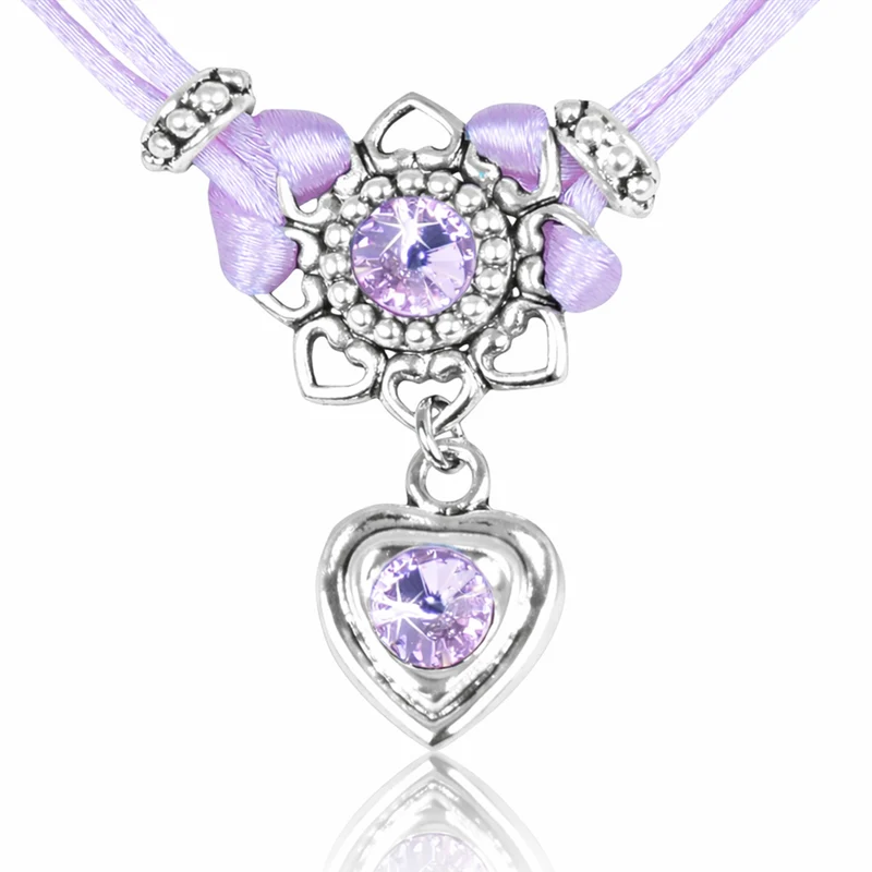 LUISIA® Halskette "Chiara" Herzblüte - Kristalle von Swarovski® | Flieder