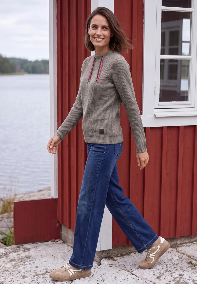 Rippshirt mit Funnel Neck