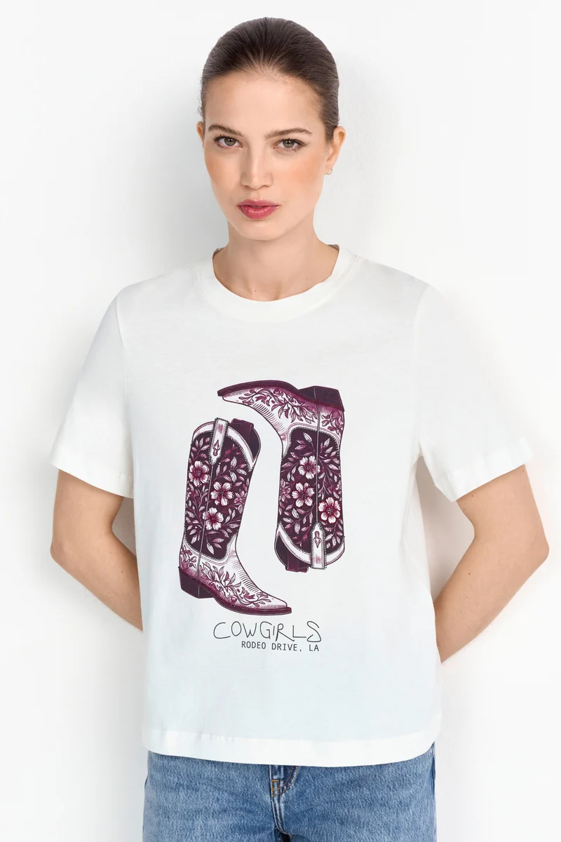 Elegant Fit T-Shirt