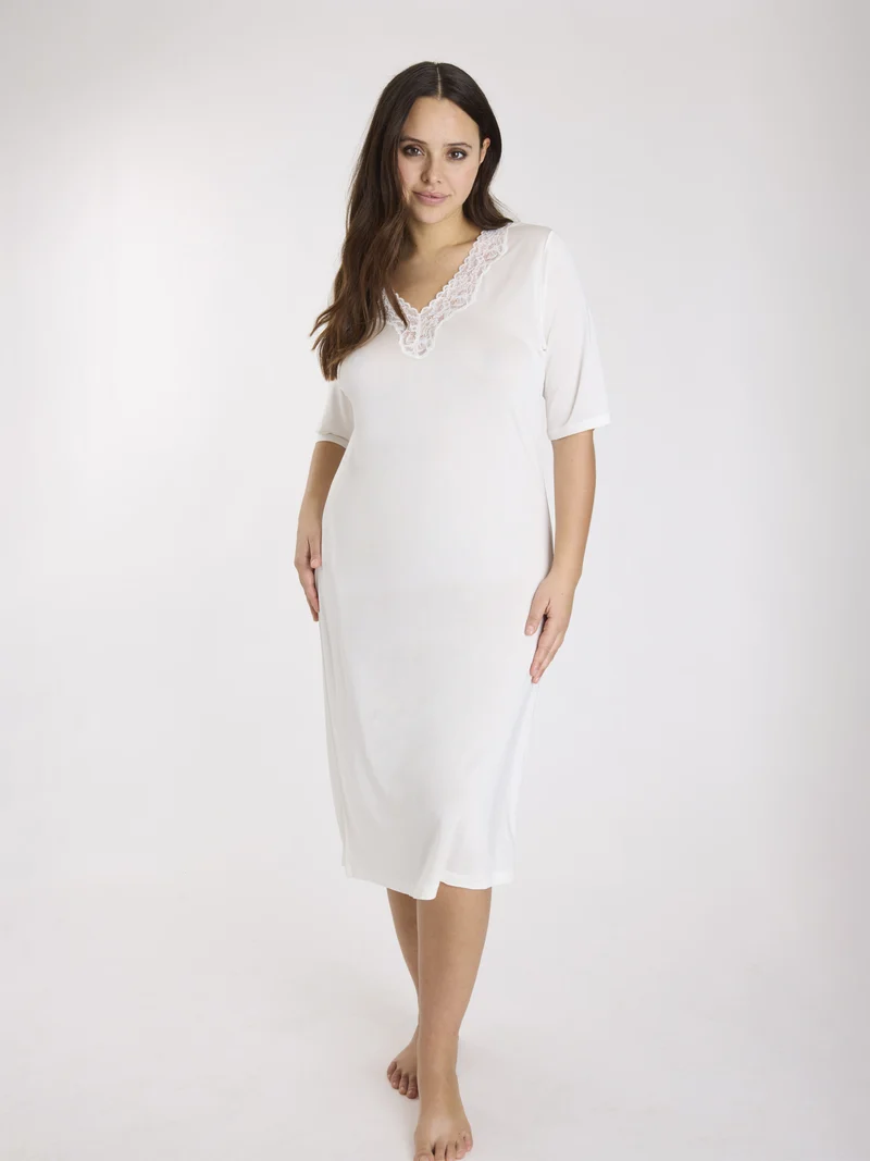 SALANDRA Nachthemd – Bright White
