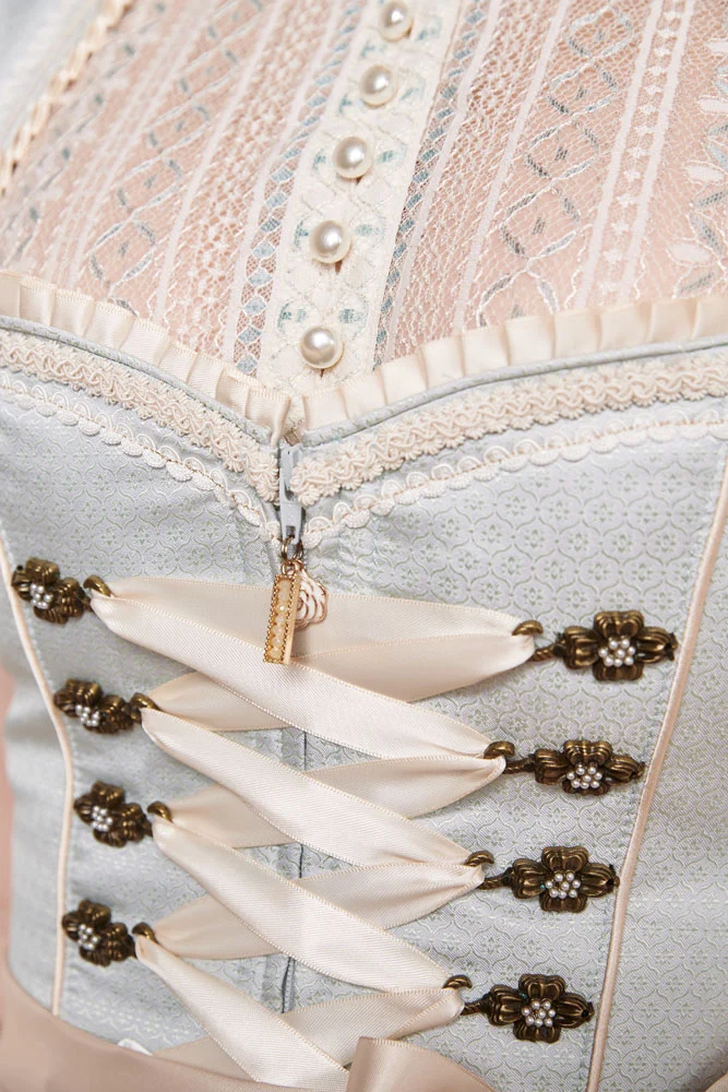 Krüger Dirndl "Dalina" Spitzenschürze 412465 | Hellblau Creme 50cm