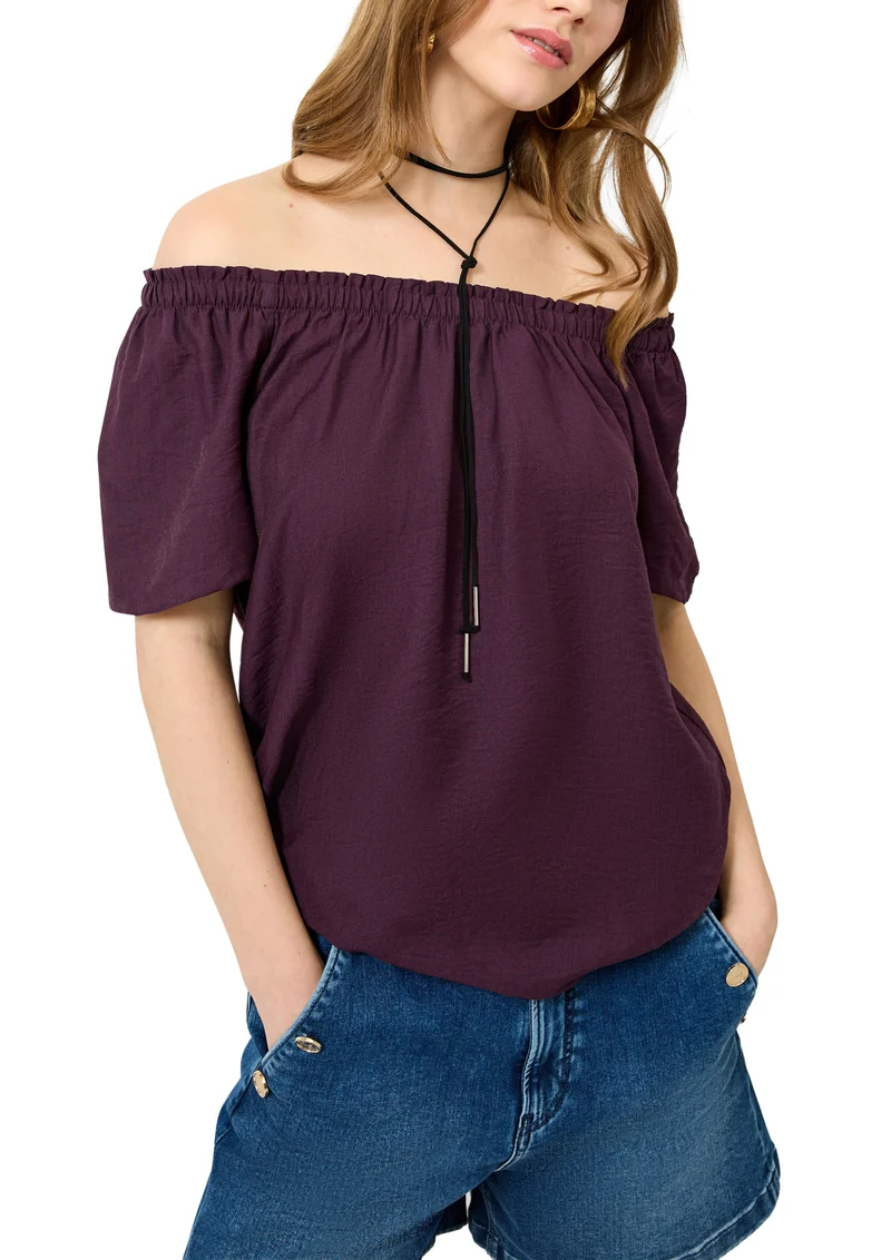 Bluse mit Carmenausschnitt