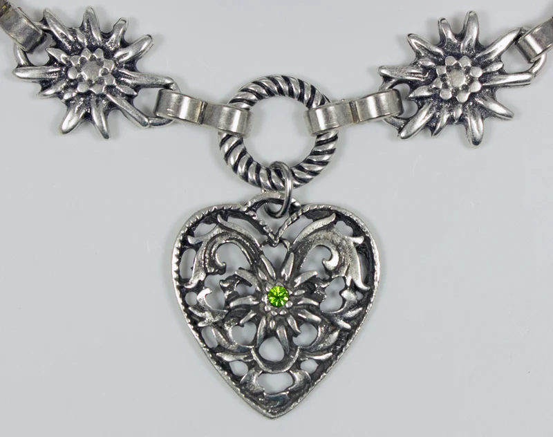 Charivari Kette mit Herz - Hellgrün