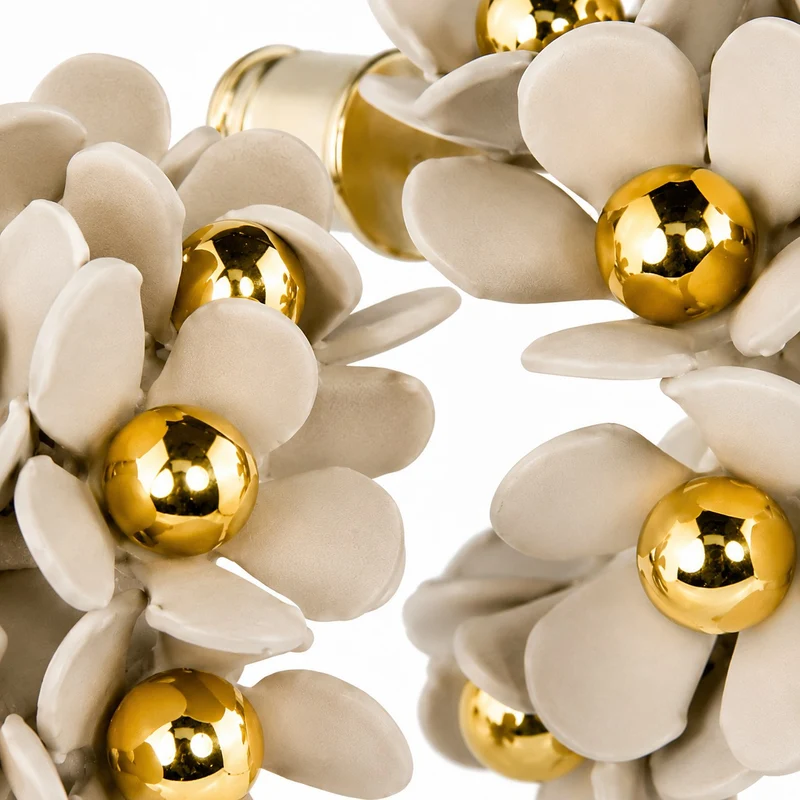 LUISIA® Halb Creolen Ohrstecker "Mia" mit Blüten | Sand