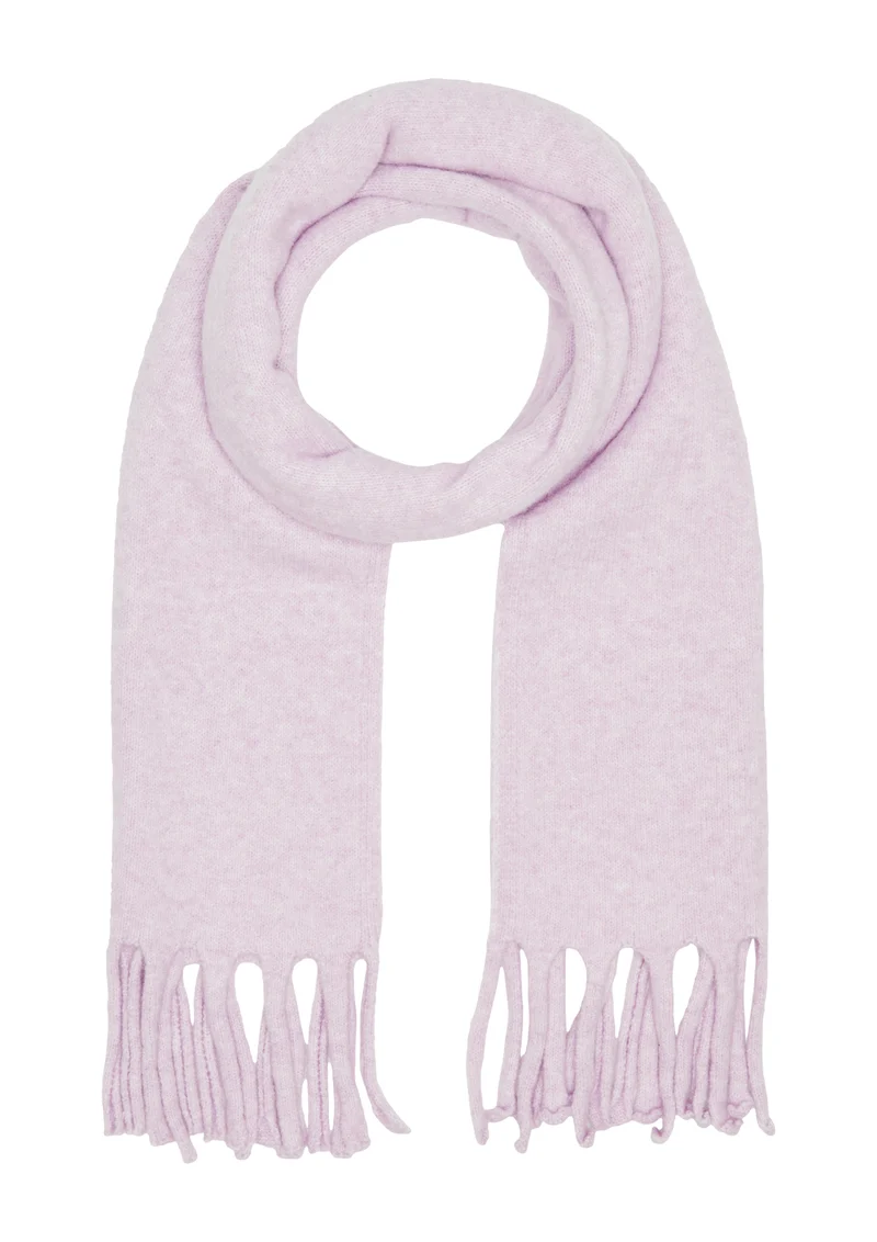 Gestrickter Schal mit Fransen