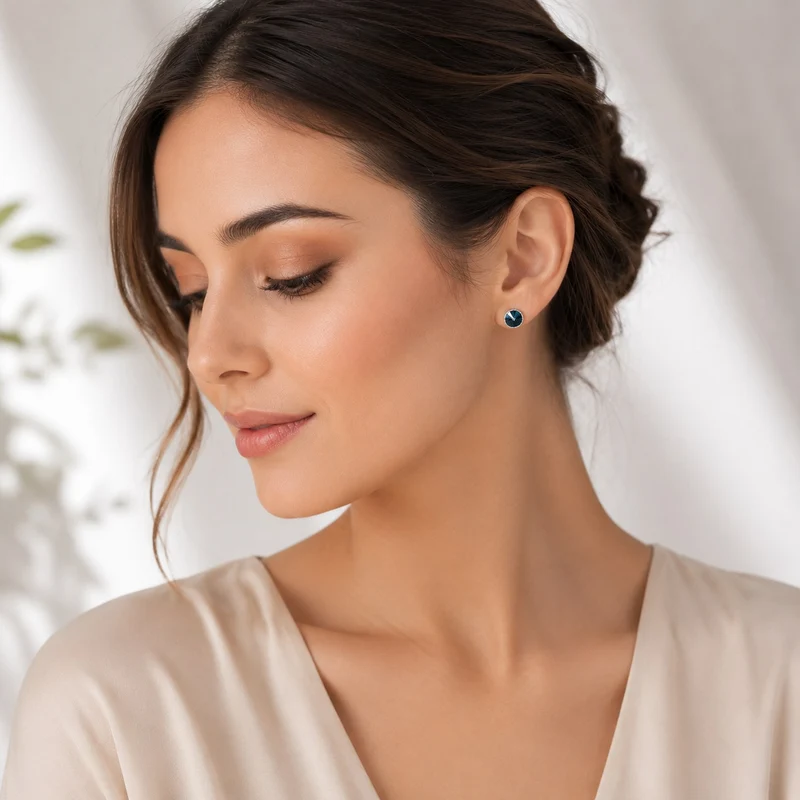 LUISIA® Solitär Ohrstecker "Joy" mit Kristallen von Swarovski® | Montana