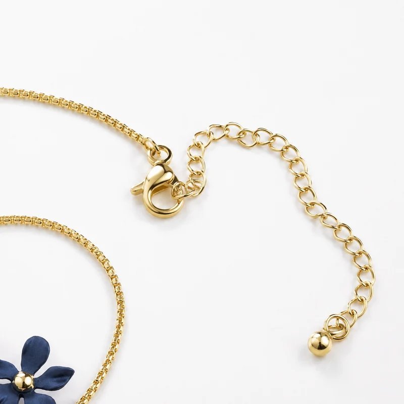 LUISIA® Halskette "Nelia" mit Blumen - 16 Karat vergoldet | Dunkelblau