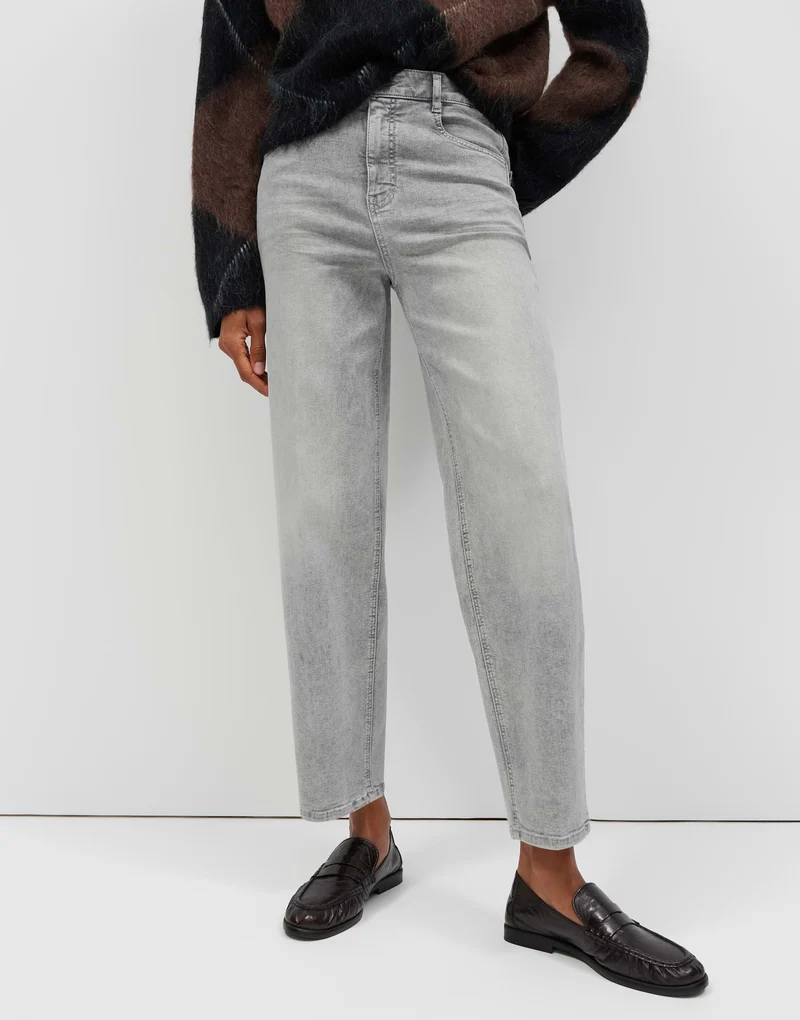 MAXIE Tapered Jeans