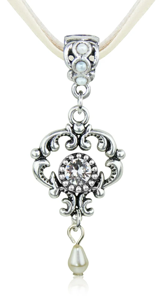 LUISIA® Halskette Malou mit Ornament Anhänger und Premium Kristall - Creme