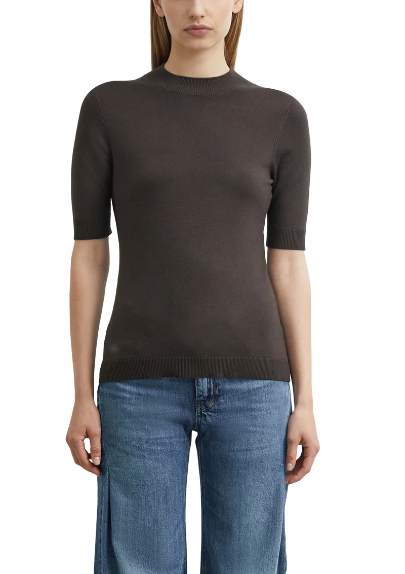 Feinstrick-Pullover mit leichtem Mockneck