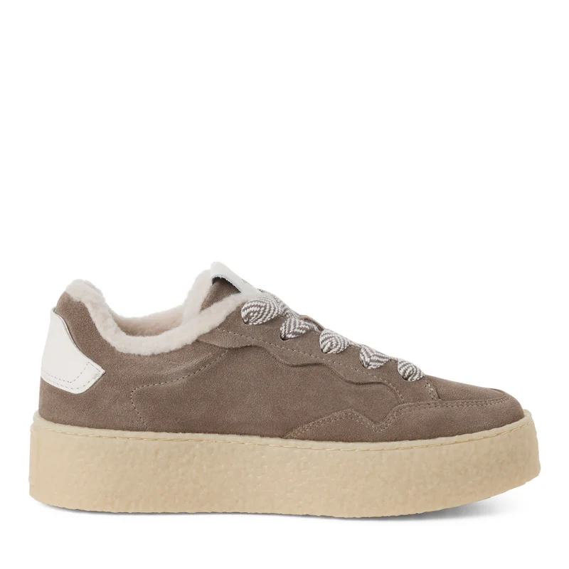 Sneaker Low aus Veloursleder