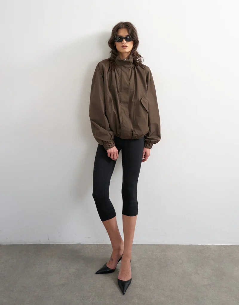TSHIVA Kurze Jacke mit Reißverschluss