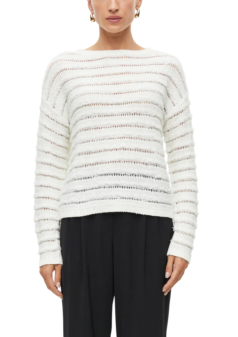 Ajourpullover mit Pailletten