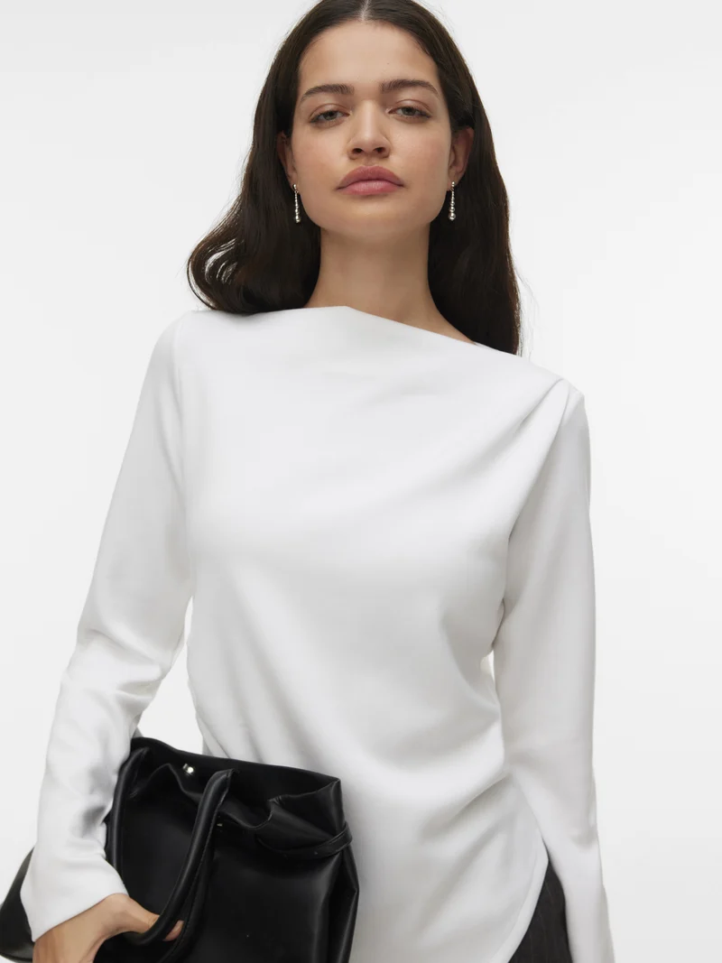 Bluse mit U-Boot-Ausschnitt und Raffdetails
